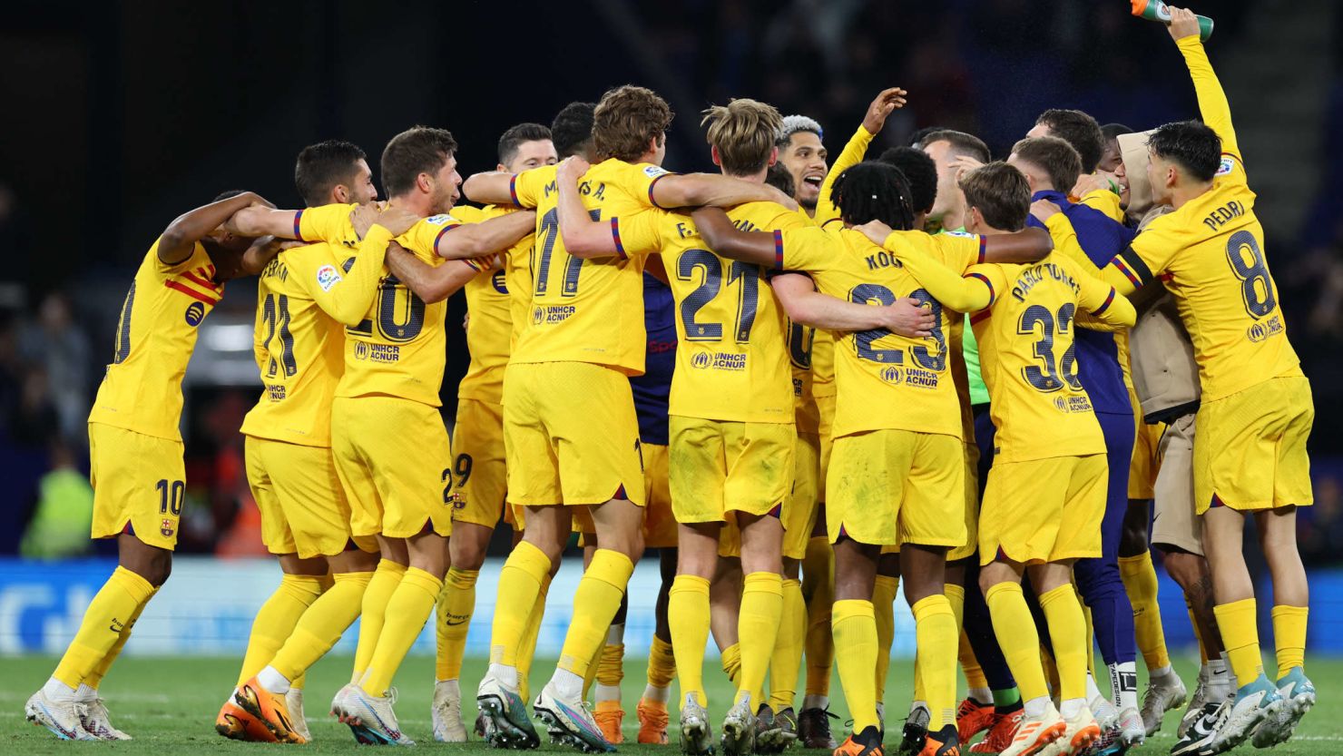 国足可以在 国足可以在